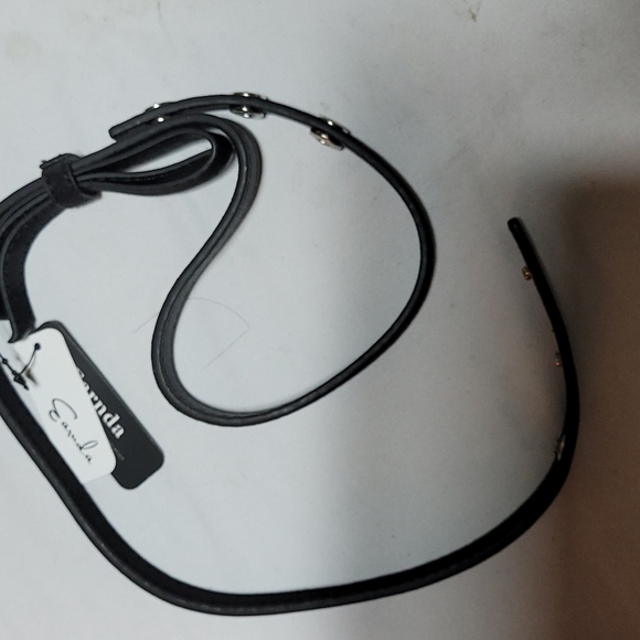 WOMENS BLACK LEATHER BELT - Picture 1 of 3